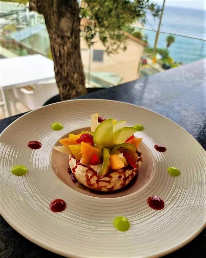 Hotel Calavita Rooftop & Spa San-Martino-di-Lota エクステリア 写真