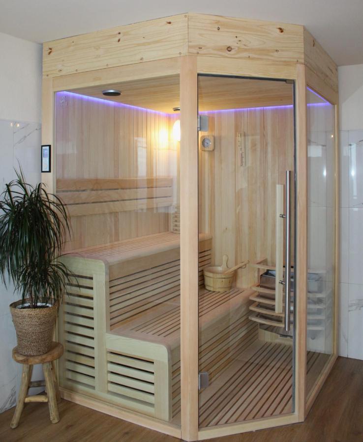 Hotel Calavita Rooftop & Spa San-Martino-di-Lota エクステリア 写真
